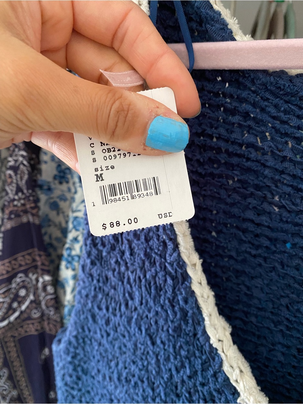 FREE PEOPLE Navy Blue Knit Cut Out Tank with Ivory Trim! 🐚 - Picture 11 of 12